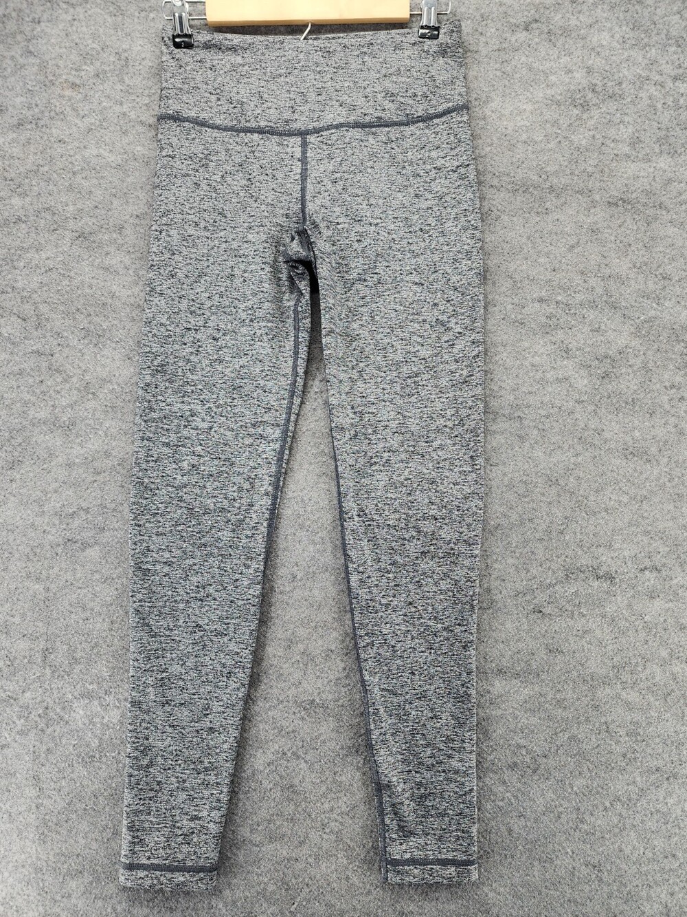 Victoria Secret VSX Knockout Leggings Womens Small Gray